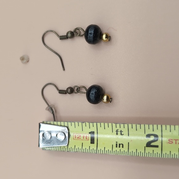 💵2/$10Bundle and Save💵 Black Wooden Bead Focus Drop Dangle Hook Earrings - Picture 6 of 6